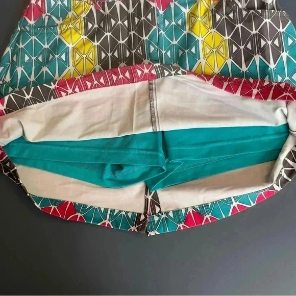Slazenger Women’s Geometric Golf Skort 2 Teal Yellow Pink Zip Closure Shorts - Picture 9 of 13